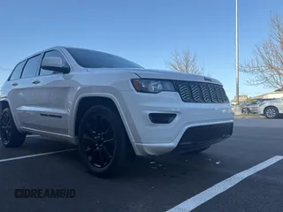 2019 Jeep Grand Cherokee Laredo E with VIN 1C4RJFAG6KC611574, listed as a Copart auction lot 53000945 with 110,698 mi miles and Clean Title. Bid and sale history available at carsss.com. Image 1.