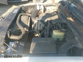 2001 Chevrolet Suburban LS с VIN 3GNFK16T41G131819, выставлен на аукционе IAAI как лот 43132957 с пробегом 276 487 миль миль и . История ставок и продаж доступна на DreamBid. Изображение 12.