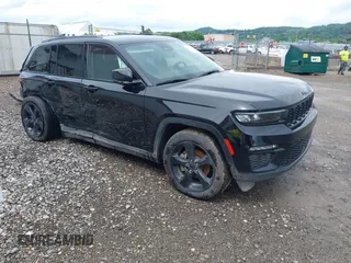 2023 Jeep Grand Cherokee Limited with VIN 1C4RJHBG1PC666631, listed as a IAAI auction lot 41400623 with 31,965 mi miles and . Bid and sale history available at DreamBid. Image 1.