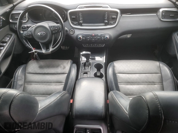 2017 Kia Sorento SXL z VIN 5XYPK4A56HG305258, wystawiony jako Copart lot #78742384 z przebiegiem Nie podano mil oraz Nie do naprawy • Non repairable. Historia ofert i sprzedaży dostępna na DreamBid. Obrazek 8.