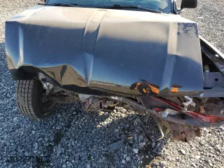 2004 Ford Ranger XL with VIN 1FTYR10D74PB37080, listed as a Copart auction lot 41712455 with 0 mi miles and Salvage Title. Bid and sale history available at carsss.com. Image 13.