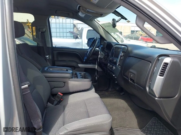 2014 Chevrolet Silverado 1500 LT with VIN 3GCUKREC3EG101975, listed as a IAAI auction lot 41868152 with 221,738 mi miles. Bid and sale history available at carsss.com. Image 5.