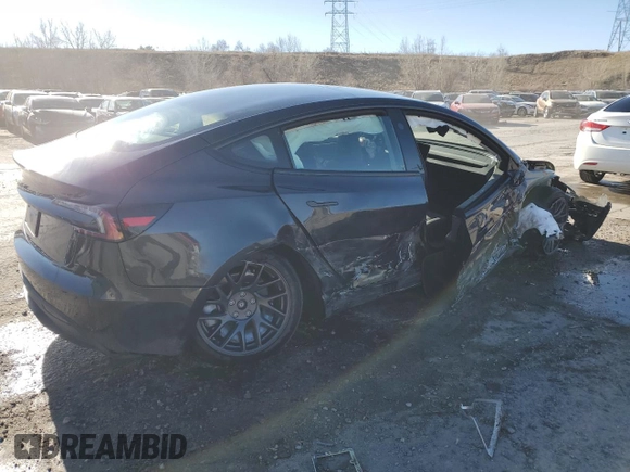 2025 Tesla Model 3 Long Range with VIN 5YJ3E1EA2SF932453, listed as a Copart auction lot 46695905 with 1,673 mi miles and Salvage Title. Bid and sale history available at carsss.com. Image 3.
