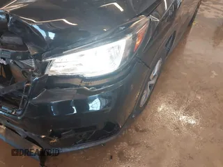 2022 Subaru Ascent Premium z VIN 4S4WMAED9N3429297, wystawiony jako IAAI lot #41323655 z przebiegiem 62 914 mil mil oraz . Historia ofert i sprzedaży dostępna na DreamBid. Obrazek 19.