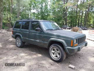 2000 Jeep Cherokee with VIN 1J4FT48S4YL239358, listed as a IAAI auction lot 42633637 with 170,826 mi miles and . Bid and sale history available at DreamBid. Image 1.