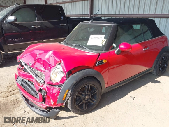 2014 MINI Convertible с VIN WMWZN3C59ET569675, выставлен на аукционе IAAI как лот 42378842 с пробегом 70 352 миль миль и . История ставок и продаж доступна на DreamBid. Изображение 16.