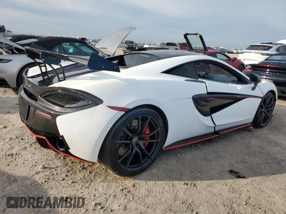 2017 McLaren 570S z VIN SBM13DAA8HW001701, wystawiony jako Copart lot #74225204 z przebiegiem Nie podano mil oraz Nie do naprawy • Non repairable. Historia ofert i sprzedaży dostępna na DreamBid. Obrazek 3.