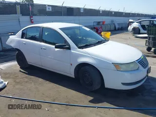 2006 Saturn ION z VIN 1G8AJ55F86Z152294, wystawiony jako IAAI lot #42213045 z przebiegiem 211 394 mil mil oraz . Historia ofert i sprzedaży dostępna na DreamBid. Obrazek 1.