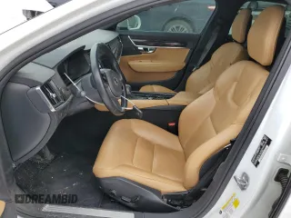 2017 Volvo S90 Momentum with VIN YV1A22MK6H1011610, listed as a Copart auction lot 45763285 with 134,657 mi miles and Salvage Title. Bid and sale history available at carsss.com. Image 7.