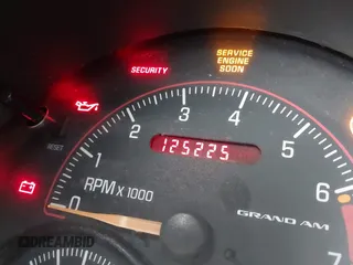 2004 Pontiac Grand Am SE with VIN 1G2NE52FX4M674634, listed as a IAAI auction lot 41547421 with 125,225 mi miles. Bid and sale history available at carsss.com. Image 15.