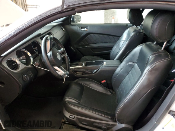 2014 Ford Mustang V6 with VIN 1ZVBP8EM3E5328616, listed as a Copart auction lot 62491435 with 84,059 mi miles and Salvage title. Bid and sale history available at DreamBid. Image 7.