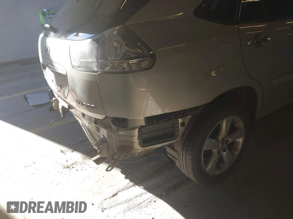 2005 Lexus RX 330 z VIN 2T2HA31U85C050351, wystawiony jako IAAI lot #41517285 z przebiegiem 202 827 mil mil oraz . Historia ofert i sprzedaży dostępna na DreamBid. Obrazek 16.