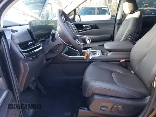 2025 Kia Carnival SX with VIN KNDNE5K39S6459121, listed as a Copart auction lot 85050024 with 0 mi miles and Salvage Title. Bid and sale history available at carsss.com. Image 7.