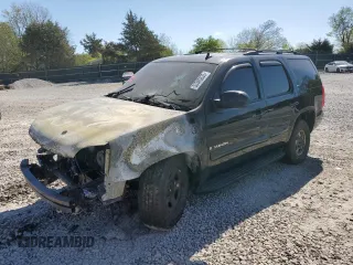 2008 GMC Yukon SLT 4SA z VIN 1GKFK13098R260463, wystawiony jako Copart lot #53386835 z przebiegiem Nie podano mil oraz Nie do naprawy • Non repairable. Historia ofert i sprzedaży dostępna na DreamBid. Obrazek 1.