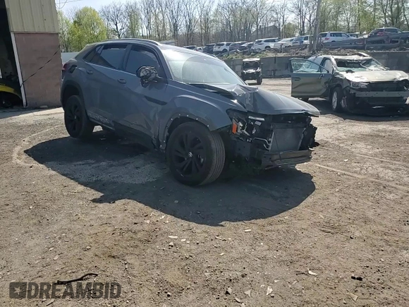 2021 Volkswagen Atlas SEL Premium with VIN 1V2TE2CA8MC205129, listed as a Copart auction lot 53693985 with Not provided miles and Salvage title. Bid and sale history available at DreamBid. Image 14.