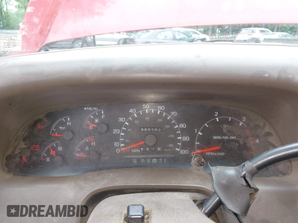 1999 Ford F-350 XL z VIN 1FTSW30F2XEB28461, wystawiony jako IAAI lot #42265380 z przebiegiem 388 102 mil mil oraz . Historia ofert i sprzedaży dostępna na DreamBid. Obrazek 7.