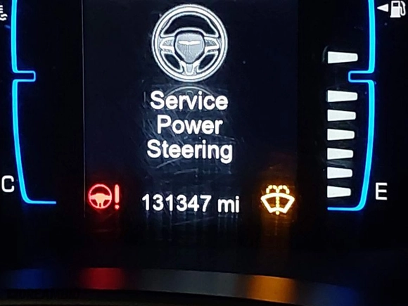 2017 Chrysler Pacifica Touring-L with VIN 2C4RC1BG2HR613690, listed as a IAAI auction lot 41545280 with NaN miles. Bid and sale history available at carsss.com. Image 15.