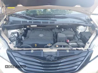 2011 Toyota Sienna XLE AAS с VIN 5TDYK3DCXBS126384, выставлен на аукционе IAAI как лот 42309297 с пробегом 229 242 миль миль и . История ставок и продаж доступна на DreamBid. Изображение 10.