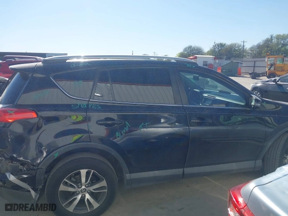 2016 Toyota RAV4 XLE with VIN 2T3WFREV3GW276390, listed as a IAAI auction lot 41829173 with 138,293 mi miles. Bid and sale history available at carsss.com. Image 13.