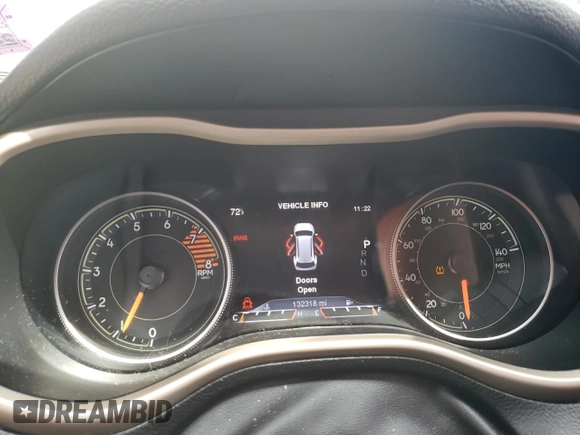 2016 Jeep Cherokee Limited z VIN 1C4PJMDS5GW121242, wystawiony jako Copart lot #55732455 z przebiegiem 132 318 mil mil oraz Szkoda całkowita • Salvage title. Historia ofert i sprzedaży dostępna na DreamBid. Obrazek 9.