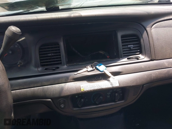 2011 Ford Police Interceptor с VIN 2FABP7BV2BX122309, выставлен на аукционе IAAI как лот 42442289 с пробегом Не указан миль и . История ставок и продаж доступна на DreamBid. Изображение 11.