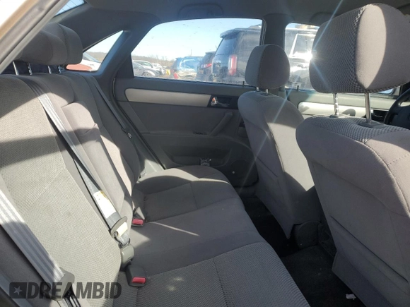 2008 Suzuki Forenza z VIN KL5JD56Z08K908143, wystawiony jako Copart lot #42985685 z przebiegiem 57 435 mil mil oraz Szkoda całkowita • Salvage title. Historia ofert i sprzedaży dostępna na DreamBid. Obrazek 11.