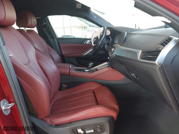 2022 BMW X6 xDrive40i with VIN 5UXCY6C06N9K57184, listed as a IAAI auction lot 41302467 with 42,073 mi miles. Bid and sale history available at carsss.com. Image 5.