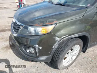 2011 Kia Sorento LX with VIN 5XYKT4A26BG152191, listed as a IAAI auction lot 42257365 with 198,595 mi miles and . Bid and sale history available at DreamBid. Image 12.
