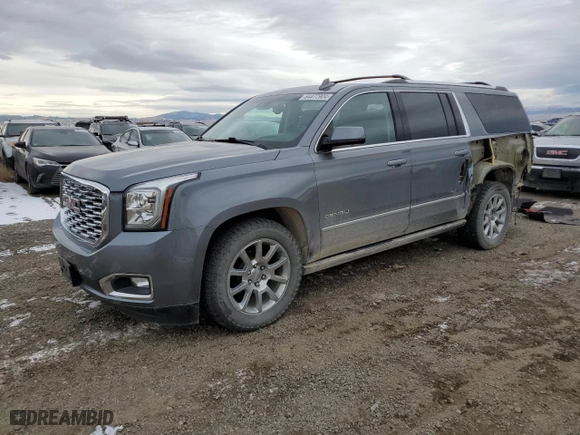 2020 GMC Yukon XL Denali with VIN 1GKS2HKJ9LR135246, listed as a Copart auction lot 84477904 with 66,255 mi miles and Salvage Title. Bid and sale history available at carsss.com. Image 1.