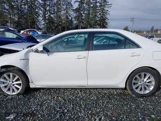 2013 Toyota Camry Hybrid LE with VIN 4T1BD1FK5DU072074, listed as a IAAI auction lot 41625291 with 1 mi miles. Bid and sale history available at carsss.com. Image 15.