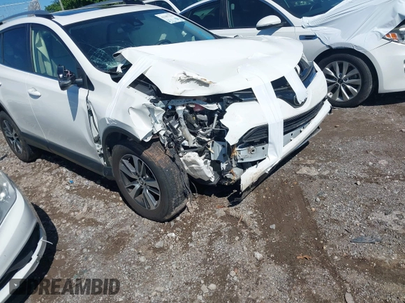 2018 Toyota RAV4 XLE с VIN JTMWFREV9JJ742409, выставлен на аукционе IAAI как лот 42307225 с пробегом 60 738 миль миль и . История ставок и продаж доступна на DreamBid. Изображение 1.