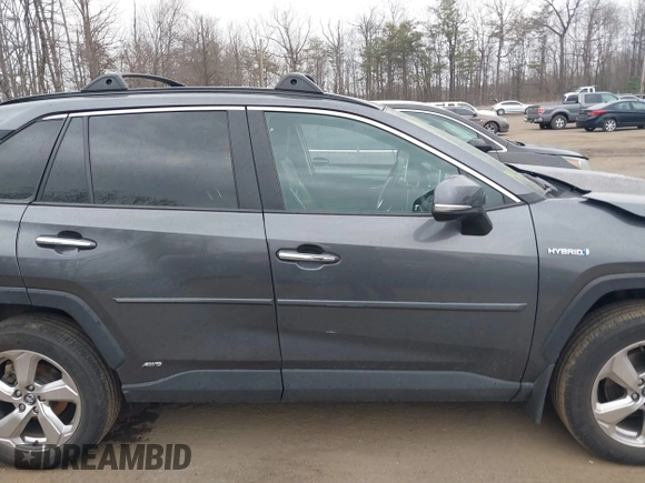 2020 Toyota RAV4 Hybrid Limited with VIN 4T3DWRFV9LU008881, listed as a IAAI auction lot 41672085 with 39,557 mi miles. Bid and sale history available at carsss.com. Image 14.