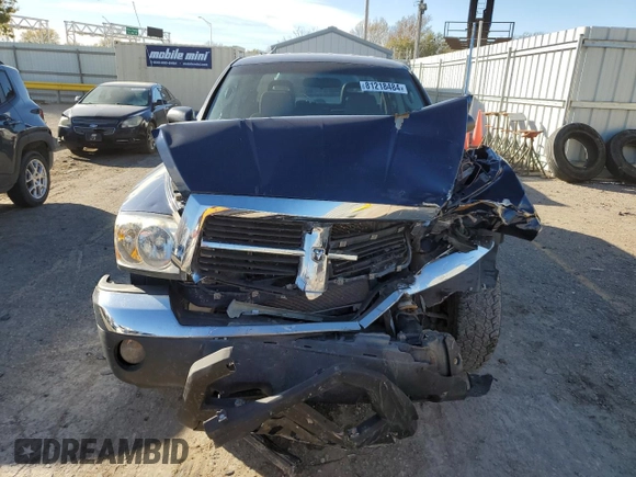 2005 Dodge Dakota SLT with VIN 1D7HE48K85S165264, listed as a Copart auction lot 81218484 with Not Provided miles and Salvage Title. Bid and sale history available at DreamBid. Image 5.