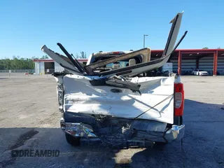 2020 Ford F-250 XL с VIN 1FT7W2BT3LEC85719, выставлен на аукционе IAAI как лот 42260750 с пробегом 164 815 миль миль и . История ставок и продаж доступна на DreamBid. Изображение 17.