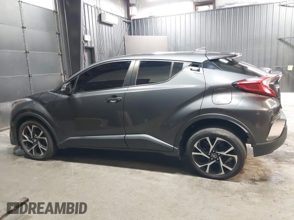 2019 Toyota C-HR XLE z VIN NMTKHMBX3KR083103, wystawiony jako IAAI lot #41935669 z przebiegiem 39 841 mil mil oraz . Historia ofert i sprzedaży dostępna na DreamBid. Obrazek 14.
