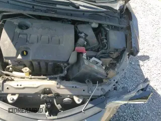 2019 Toyota Corolla XLE z VIN 5YFBURHE4KP882932, wystawiony jako Copart lot #85140505 z przebiegiem 89 231 mil mil oraz Szkoda całkowita • Salvage title. Historia ofert i sprzedaży dostępna na DreamBid. Obrazek 13.