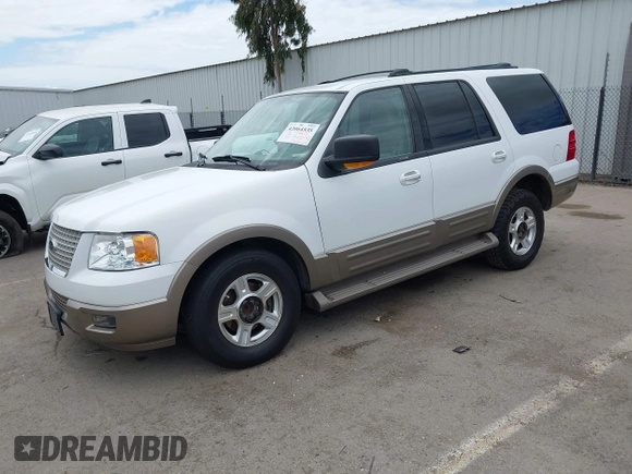 2004 Ford Expedition Eddie Bauer with VIN 1FMPU17L14LA05104, listed as a IAAI auction lot 42064535 with 249,614 mi miles. Bid and sale history available at carsss.com. Image 2.