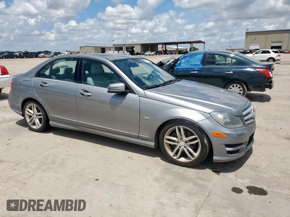 2012 Mercedes-Benz C 250 Sport с VIN WDDGF4HB1CR196188, выставлен на аукционе Copart как лот 62579975 с пробегом Не указан миль и Чистый • Clean title. История ставок и продаж доступна на DreamBid. Изображение 4.