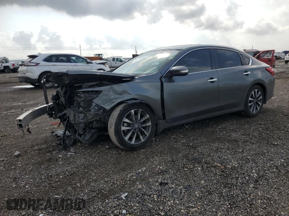 2017 Nissan Altima SV with VIN 1N4AL3AP1HC298714, listed as a Copart auction lot 54197515 with 129,738 mi miles and Salvage Title. Bid and sale history available at carsss.com. Image 1.