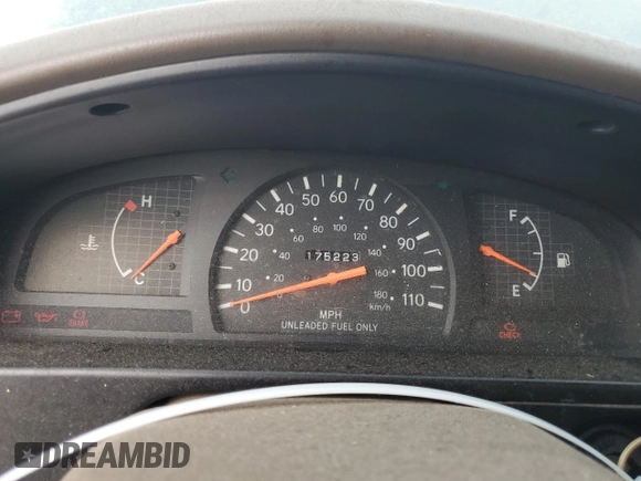 1999 Toyota Tacoma with VIN 4TAVL52N8XZ561633, listed as a Copart auction lot 65270545 with 175,223 mi miles and Clean title. Bid and sale history available at DreamBid. Image 9.