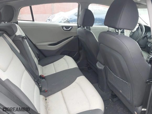 2018 Hyundai Ioniq Hybrid SEL with VIN KMHC75LC2JU062582, listed as a IAAI auction lot 42008554 with 72,446 mi miles. Bid and sale history available at carsss.com. Image 8.