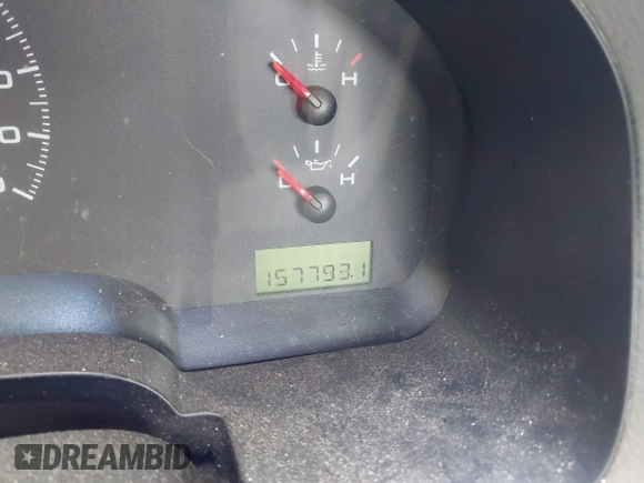 2005 Ford F-150 XL с VIN 1FTRF12W25NB63059, выставлен на аукционе IAAI как лот 42504402 с пробегом 157 793 миль миль и . История ставок и продаж доступна на DreamBid. Изображение 7.