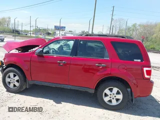 2011 Ford Escape XLT z VIN 1FMCU9D79BKB50978, wystawiony jako IAAI lot #42065969 z przebiegiem 156 619 mil mil oraz . Historia ofert i sprzedaży dostępna na DreamBid. Obrazek 15.