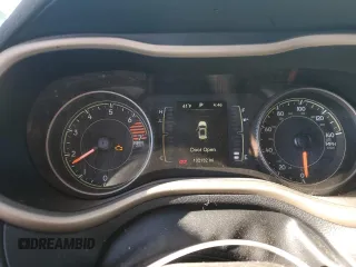 2016 Jeep Cherokee 75th Anniversary with VIN 1C4PJMCB8GW318469, listed as a Copart auction lot 83851574 with 132,132 mi miles and Salvage Title. Bid and sale history available at carsss.com. Image 9.