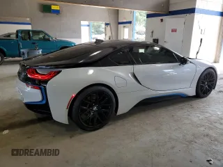 2016 BMW i8 z VIN WBY2Z2C55GV676201, wystawiony jako Copart lot #67888374 z przebiegiem 59 010 mil mil oraz Szkoda całkowita • Salvage title. Historia ofert i sprzedaży dostępna na DreamBid. Obrazek 3.