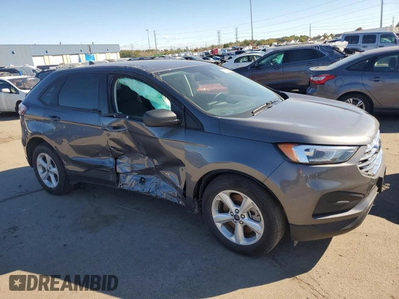 2021 Ford Edge SE z VIN 2FMPK4G98MBA23711, wystawiony jako Copart lot #76259054 z przebiegiem 20 879 mil mil oraz Czysty tytuł • Clean title. Historia ofert i sprzedaży dostępna na DreamBid. Obrazek 4.