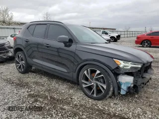 2021 Volvo XC40 R-Design with VIN YV4162UM0M2424488, listed as a Copart auction lot 51258465 with 39,270 mi miles and Salvage Title. Bid and sale history available at carsss.com. Image 4.