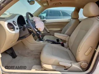 2013 Volkswagen Beetle 2.5L с VIN 3VWJX7AT3DM660437, выставлен на аукционе Copart как лот 61713555 с пробегом Не указан миль и Списание • Salvage title. История ставок и продаж доступна на DreamBid. Изображение 7.