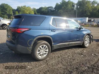 2022 Chevrolet Traverse LS with VIN 1GNEVFKW0NJ195120, listed as a Copart auction lot 69238944 with 33,335 mi miles and Salvage Title. Bid and sale history available at carsss.com. Image 3.