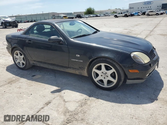 2000 Mercedes-Benz SLK 230 Kompressor with VIN WDBKK47F0YF166062, listed as a Copart auction lot 54318895 with 98,097 mi miles and Clean title. Bid and sale history available at DreamBid. Image 4.
